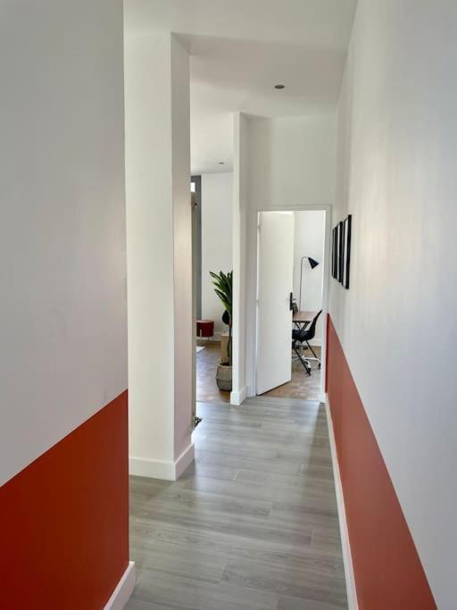 Joli T4 En Centre Historique Apartment มงโตบ็อง ภายนอก รูปภาพ